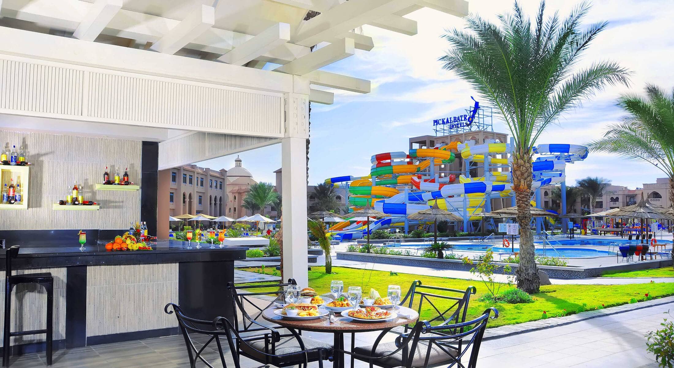 افضل شركة حجز فندق الباتروس اكوا بلو الغردقة - اقوي عروض فنادق الغردقة | Aqua Blu Resort - Families and couples 